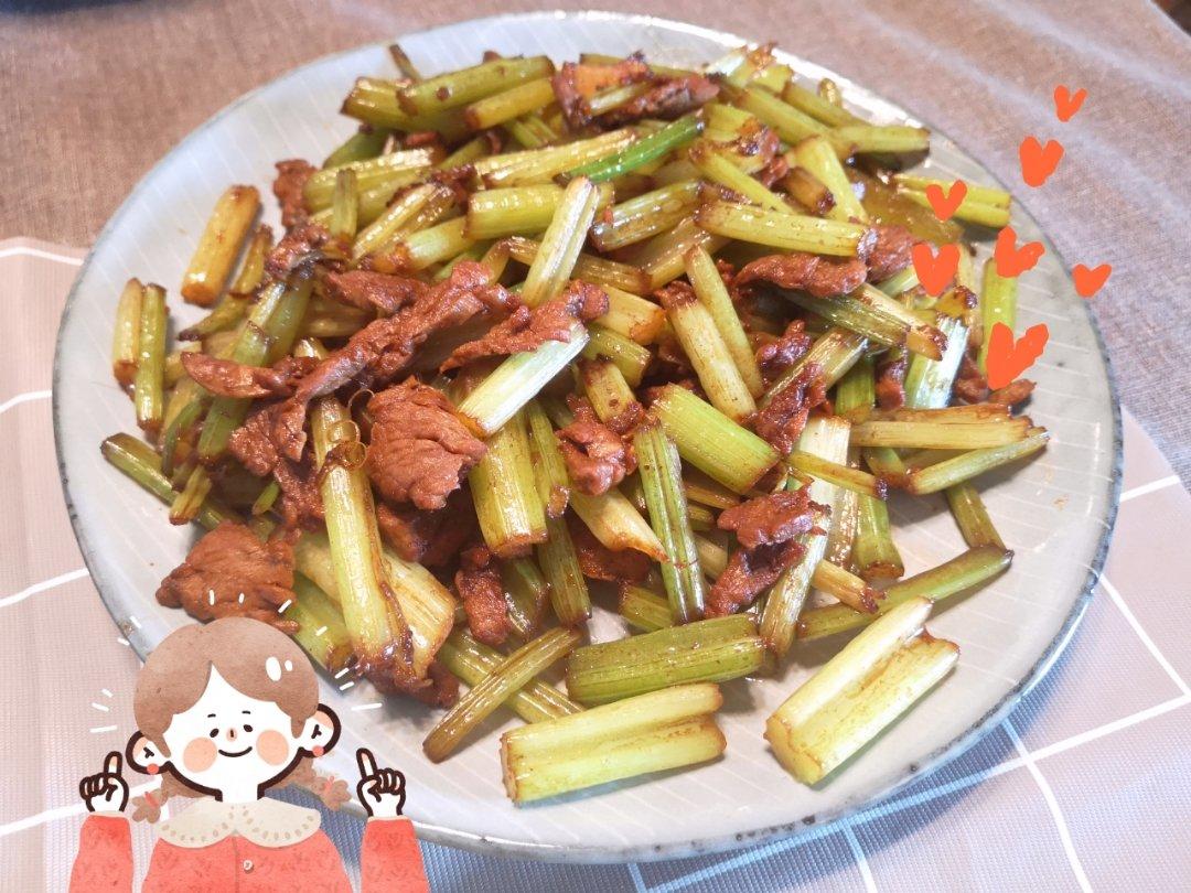 芹菜炒肉
