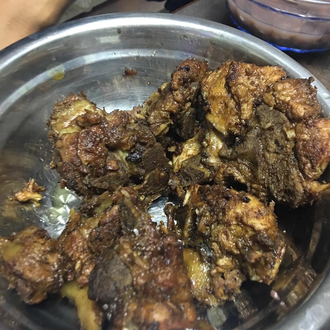 红烧排骨脊骨