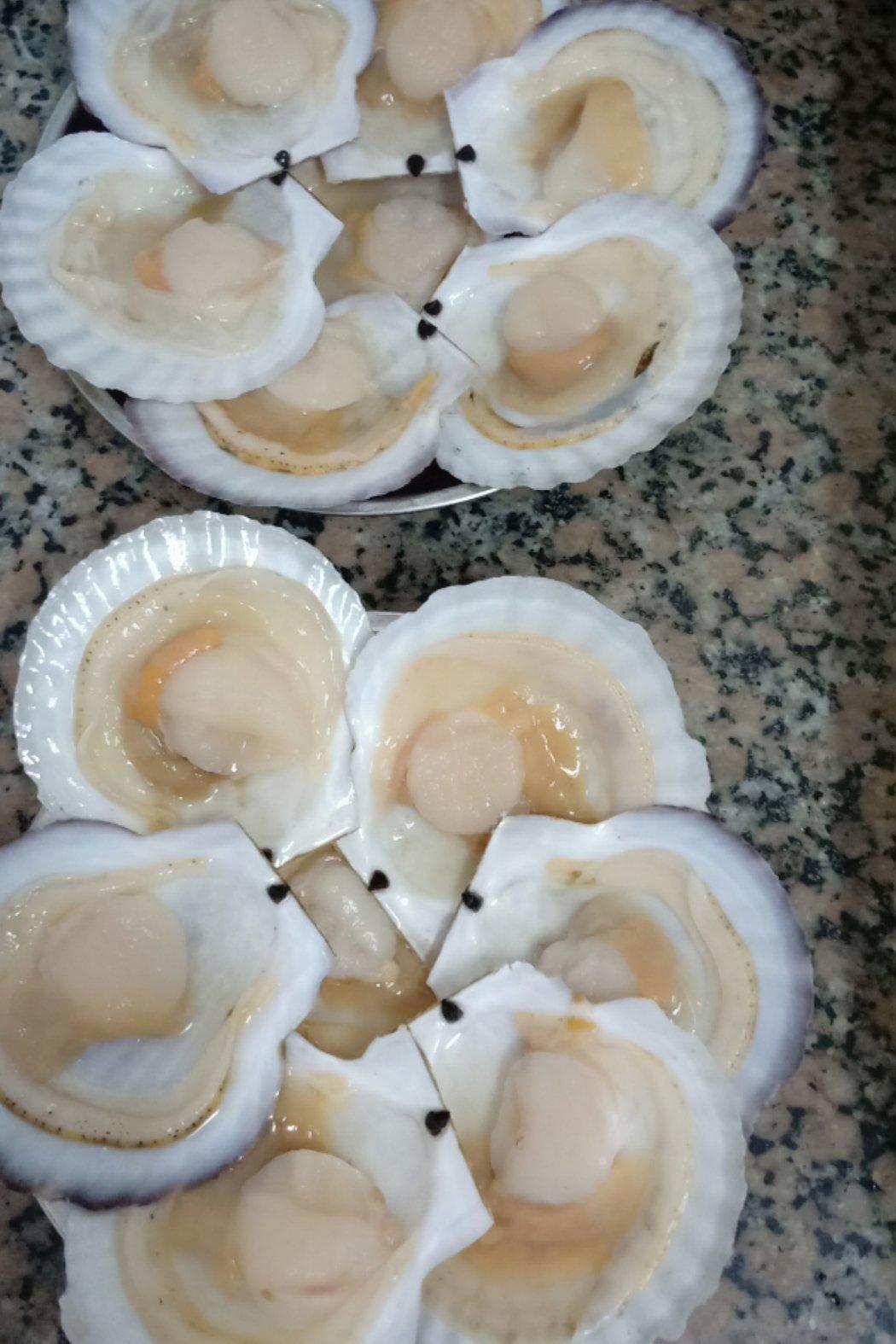 蒜蓉粉丝蒸扇贝