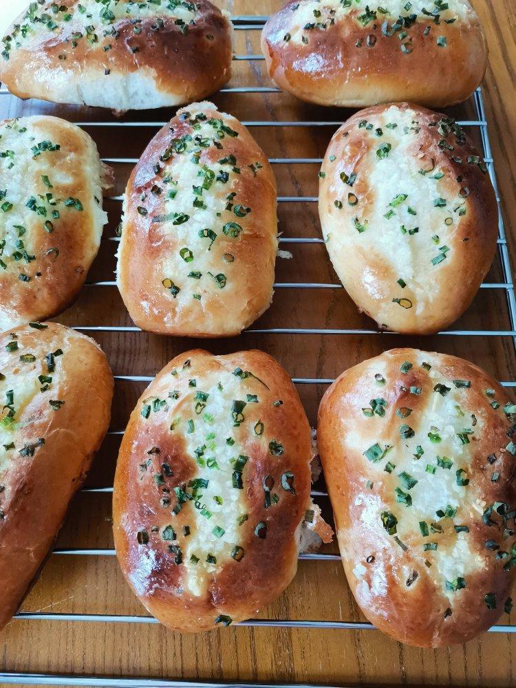 蔡香做的经典法式黄油蒜香面包