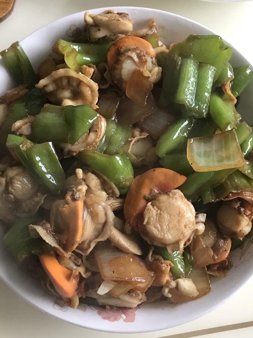 家常小炒扇贝肉