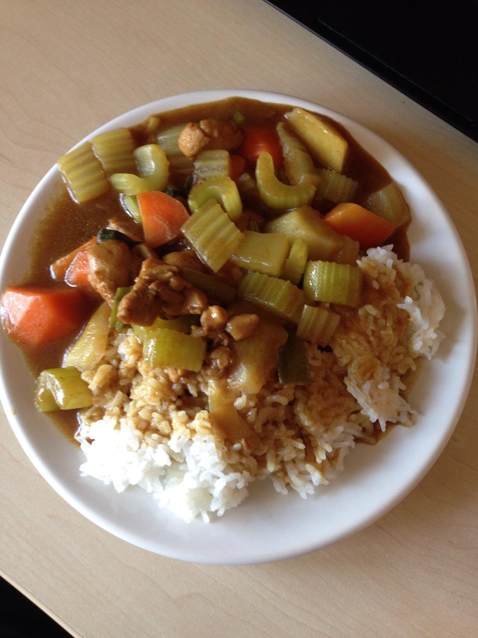 咖喱鸡肉饭