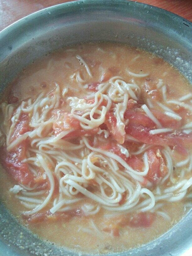 简单早饭西红柿鸡蛋挂面