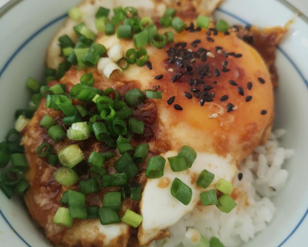 🥚五分钟早饭🍚酱油鸡蛋饭的做法