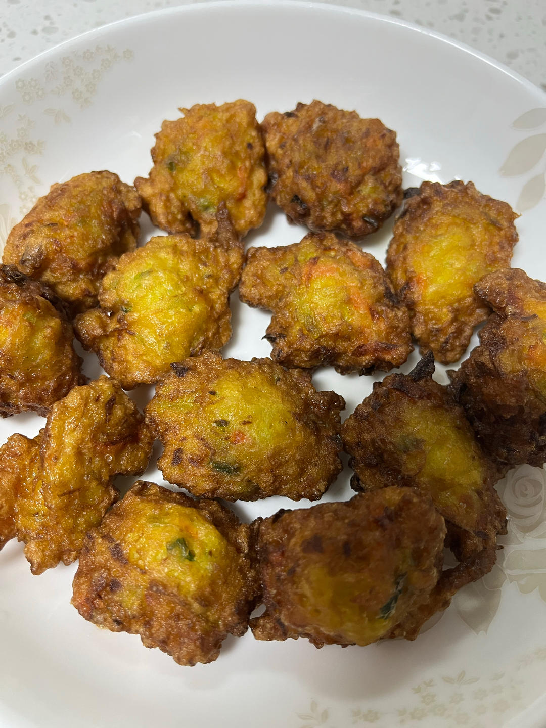酥炸萝卜丸子