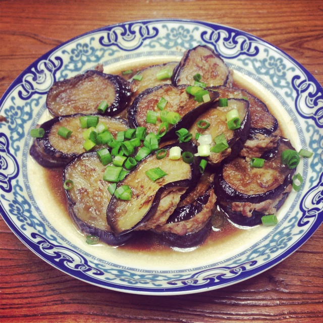 红烧茄子夹肉饼
