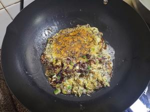 集香酥与滑嫩于一体的紫菜煎蛋的做法 步骤8
