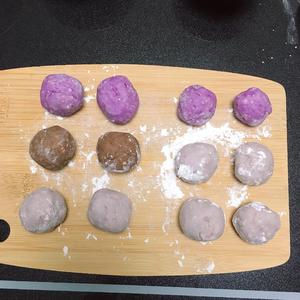 无油无糖『低卡月饼（伪）冰皮月饼』芋泥紫薯芝士蛋黄的做法 步骤2