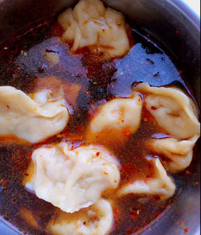 酸汤饺子