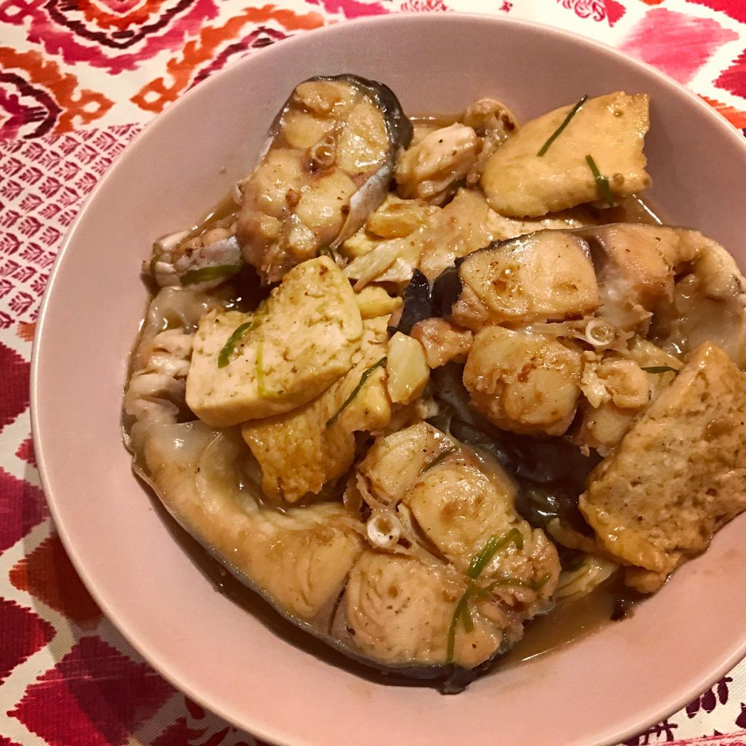 香蒜鲶鱼豆腐煲
