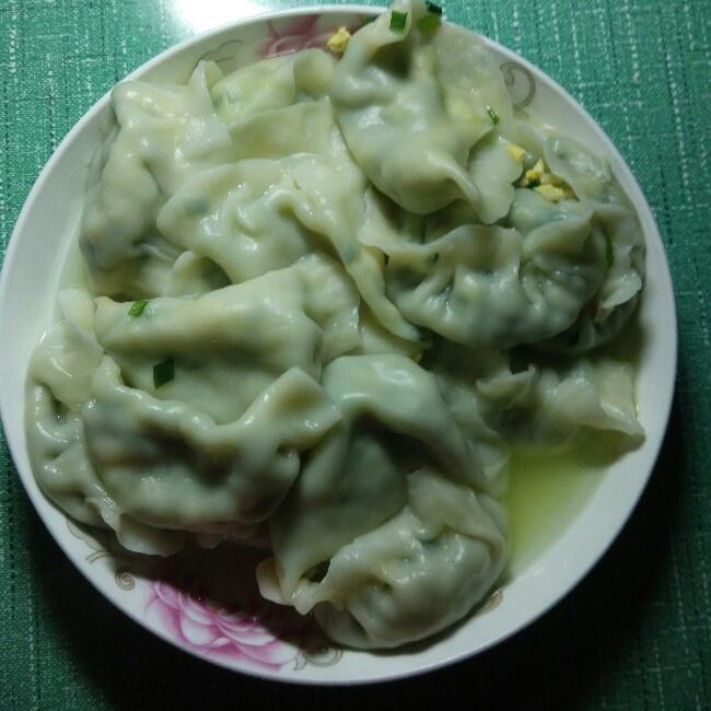 韭菜鸡蛋虾皮水饺的做法 步骤3