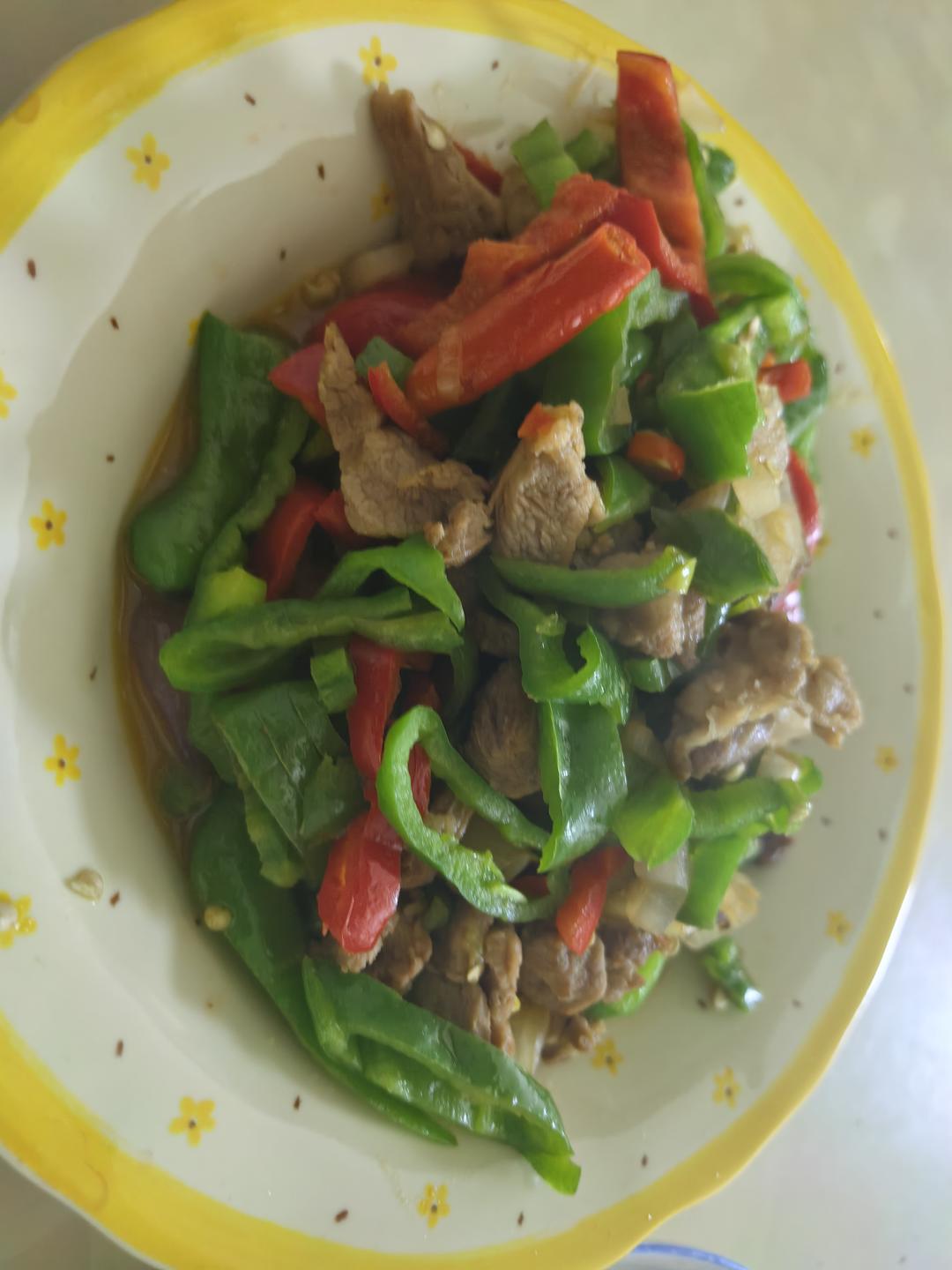 青红椒炒肉