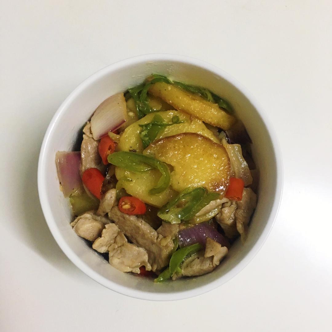 干锅土豆片