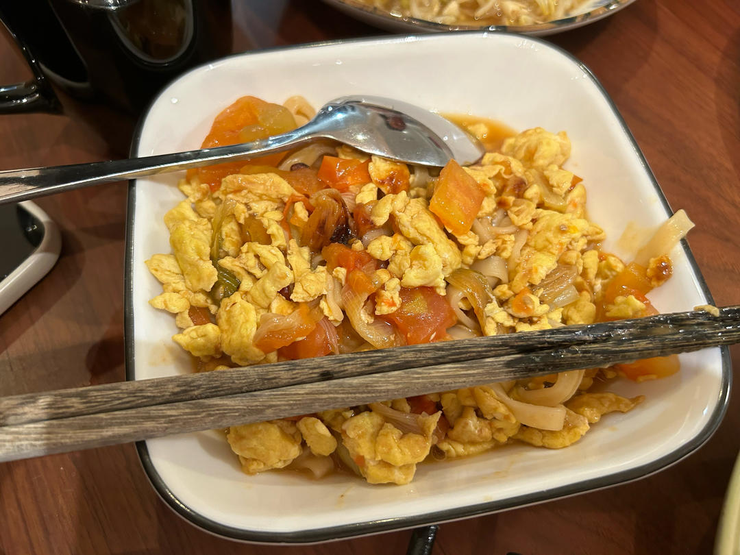 番茄鸡蛋炝锅面，隋卞做，两人份
