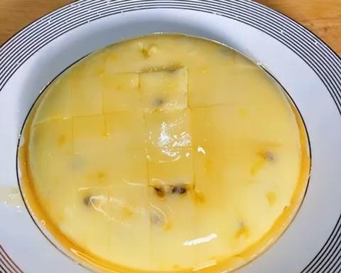 百香果牛奶冻