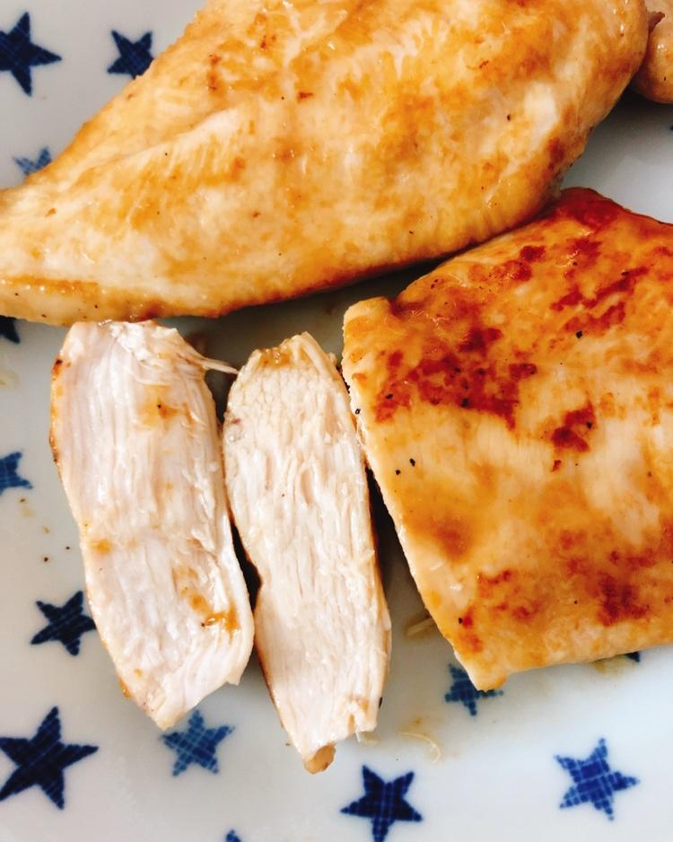 【嫩煎鸡胸肉】