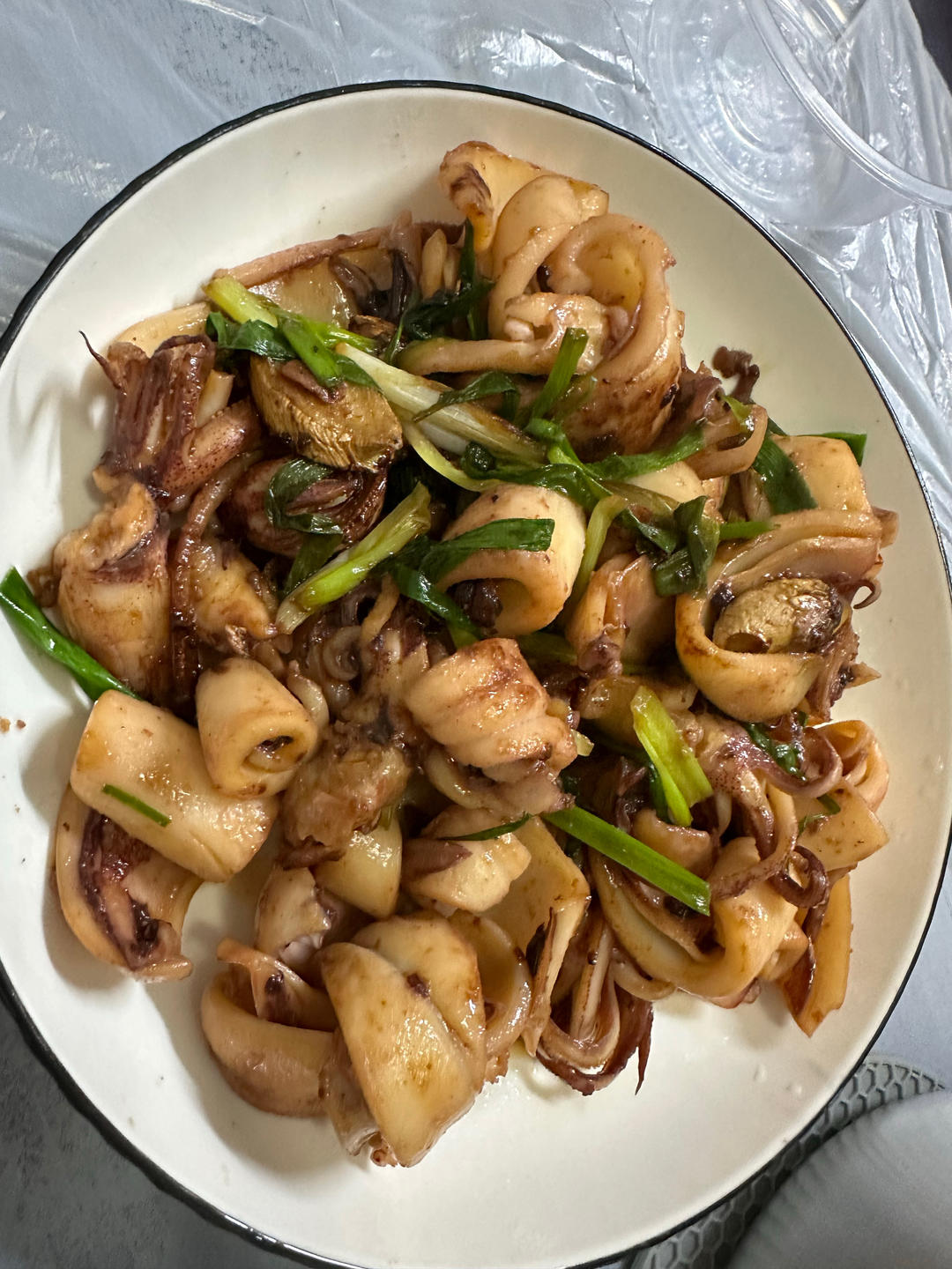 好吃到葱都吃光光的 葱爆小鱿鱼