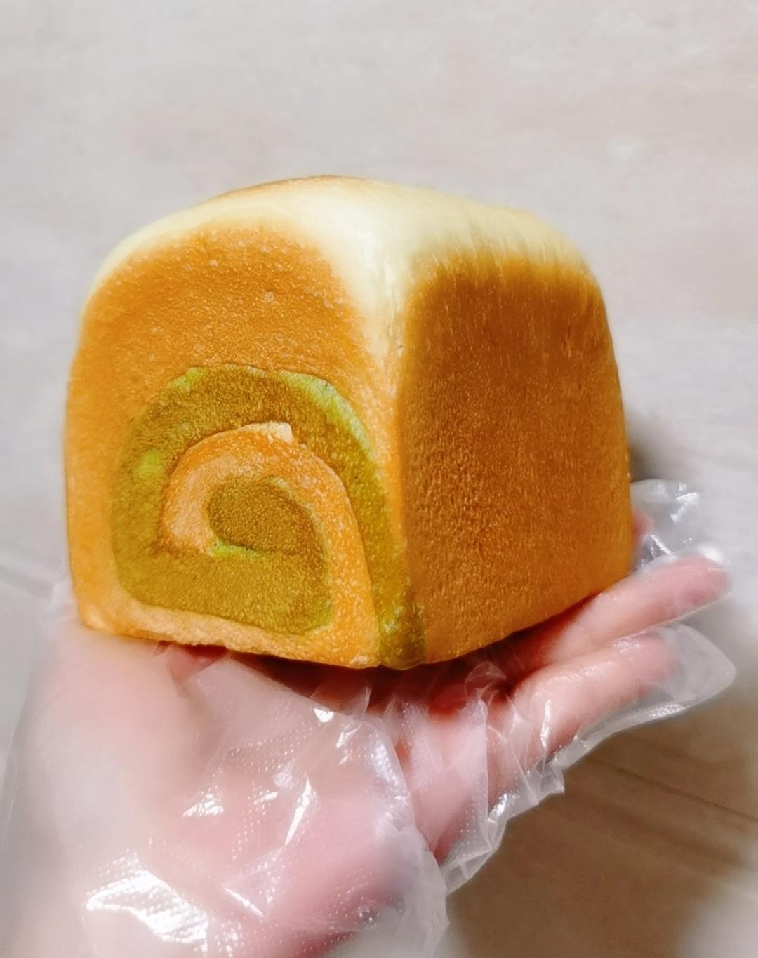 双色吐司 抹茶蜜豆老面吐司🍞