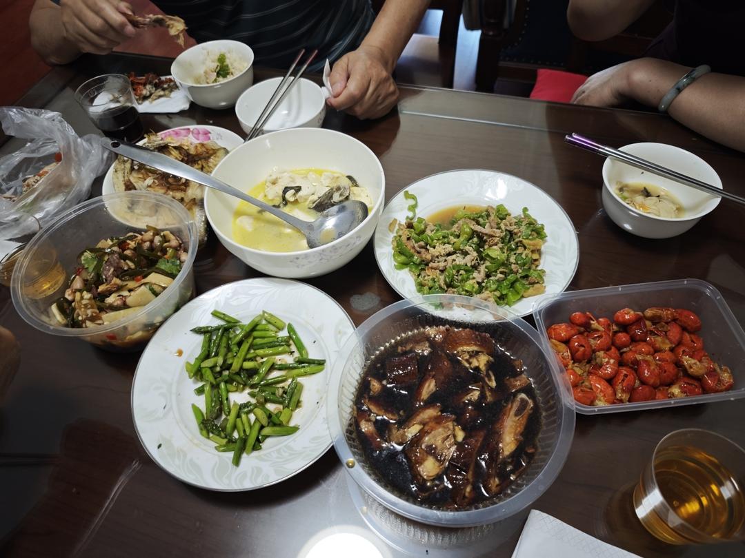 昂刺鱼豆腐汤（黄辣丁）