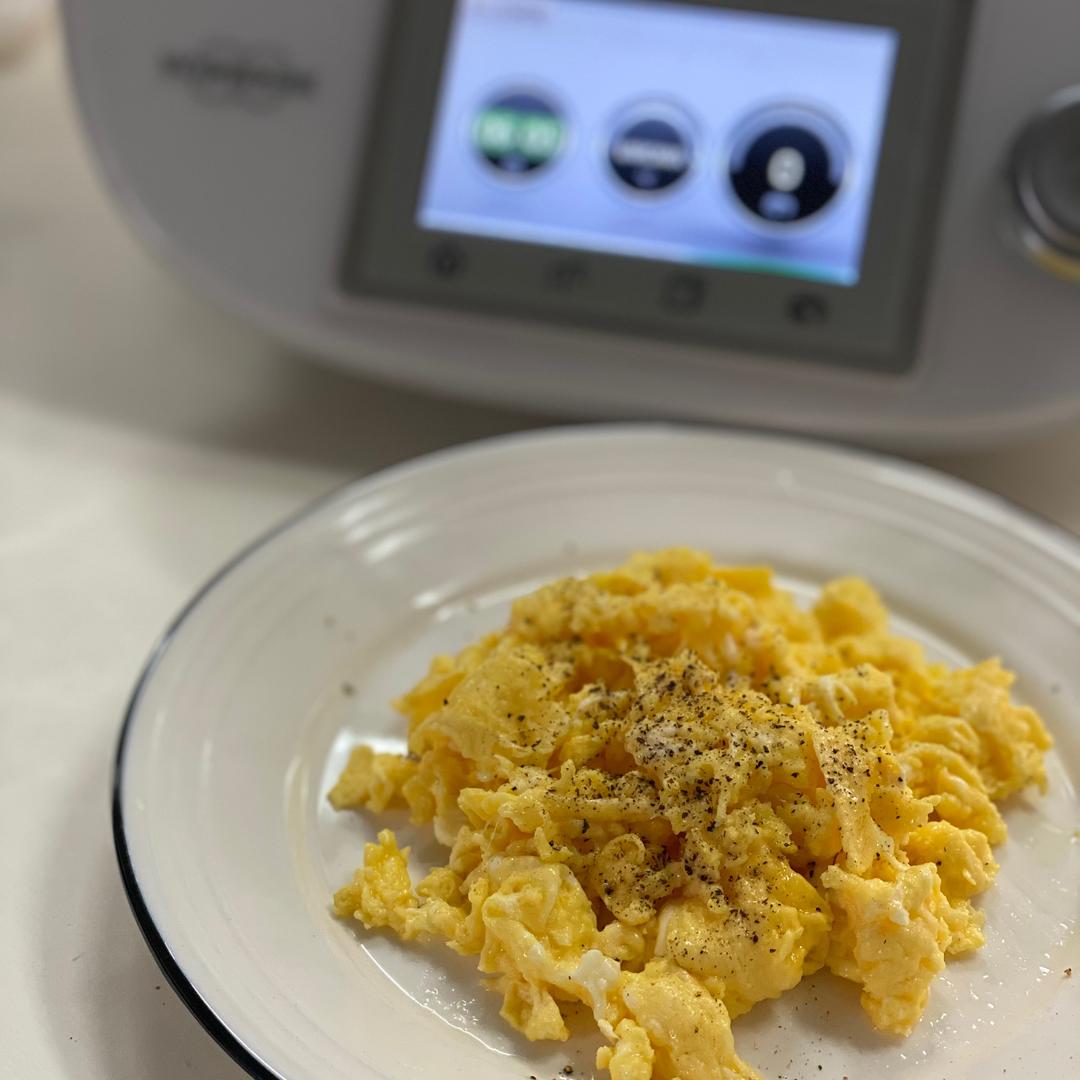 嫩嫩的小美炒蛋的做法