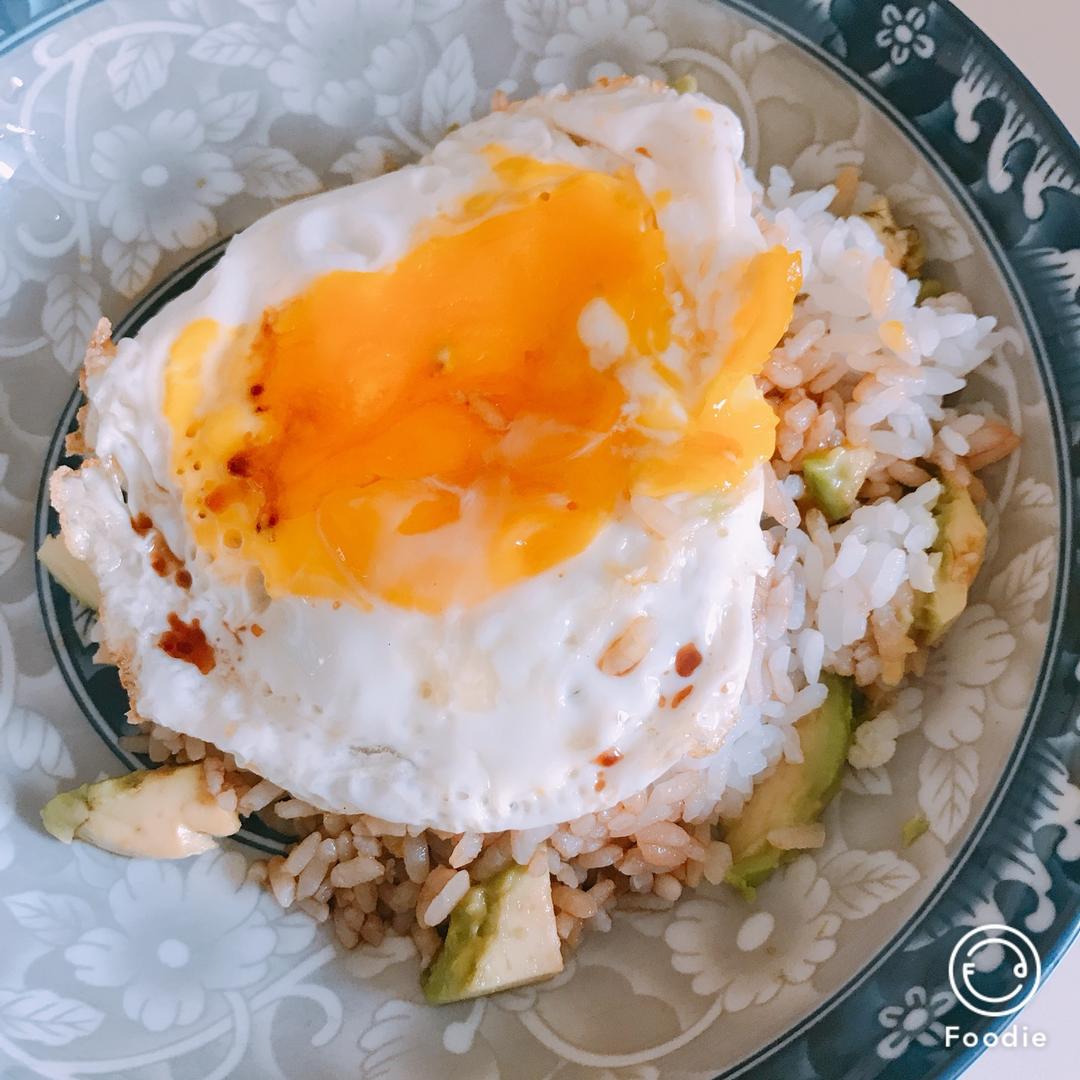 牛油果拌饭