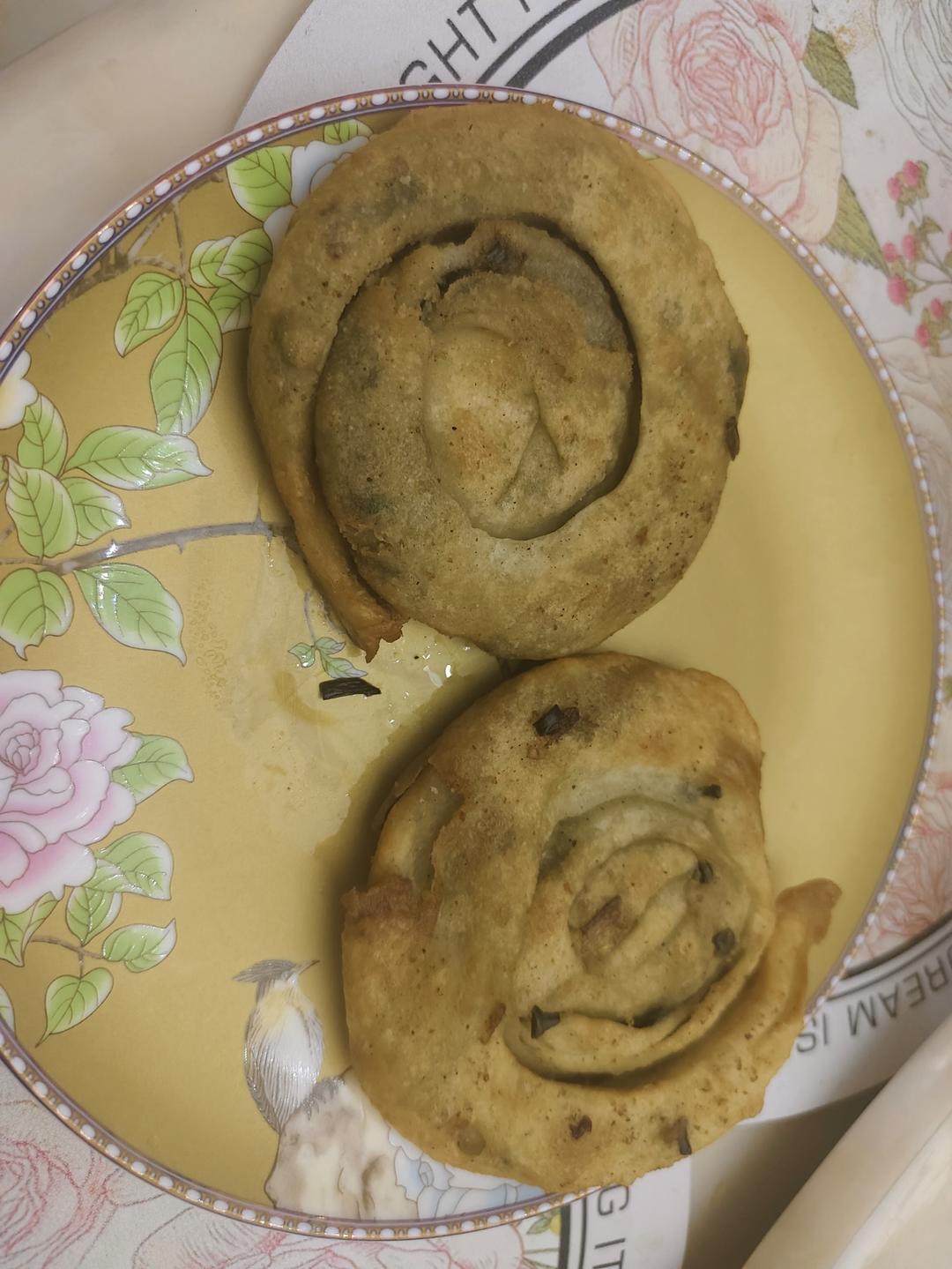 家常葱油饼 柔软多层 凉了也不硬 附细节视频详解