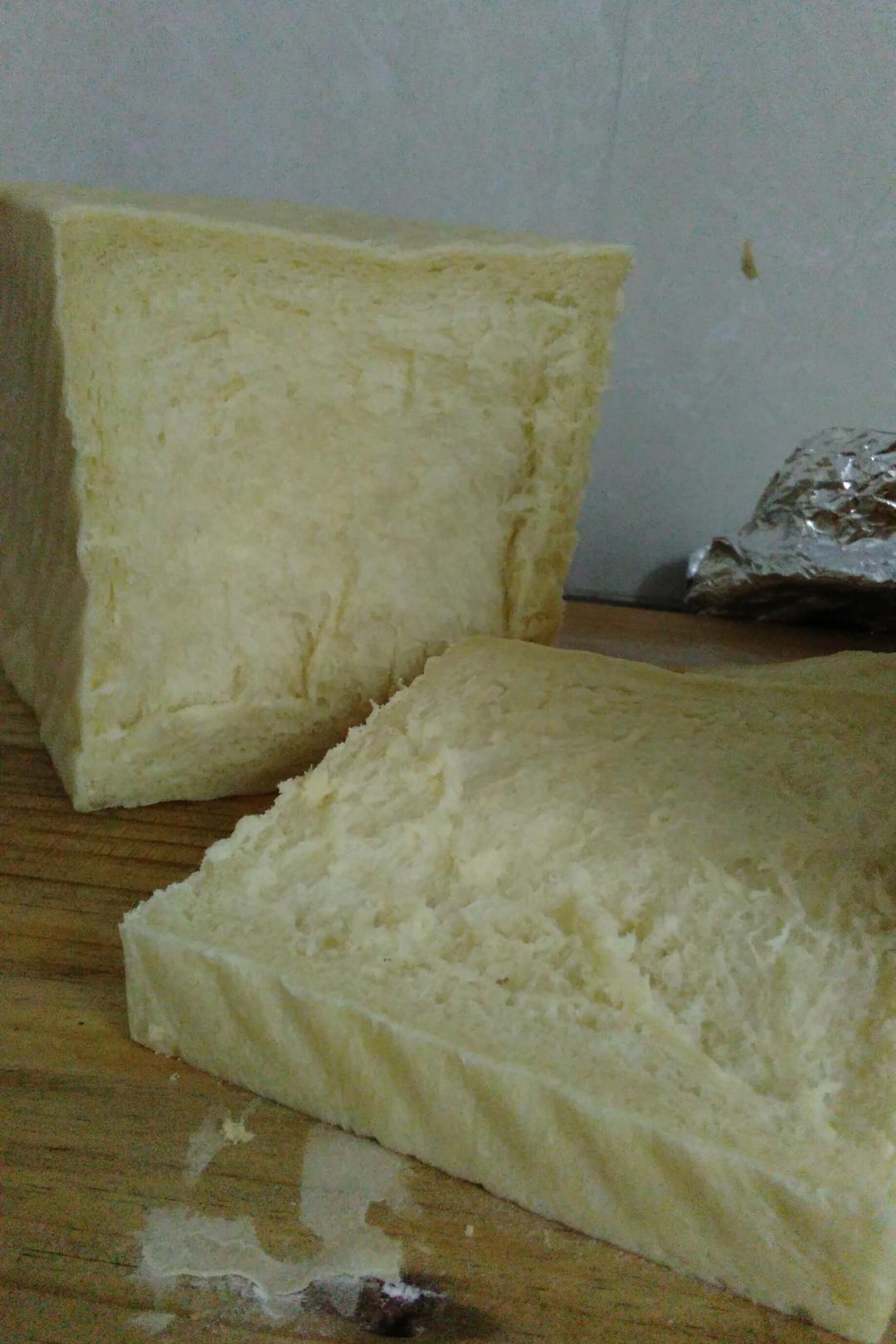 基础面包制作 Basic Bread (Loaf&Roll)