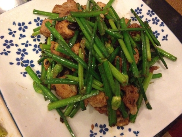 韭菜花小炒肉