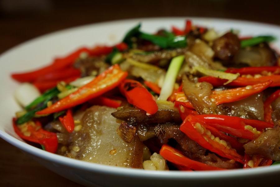 川香腊猪脸的做法