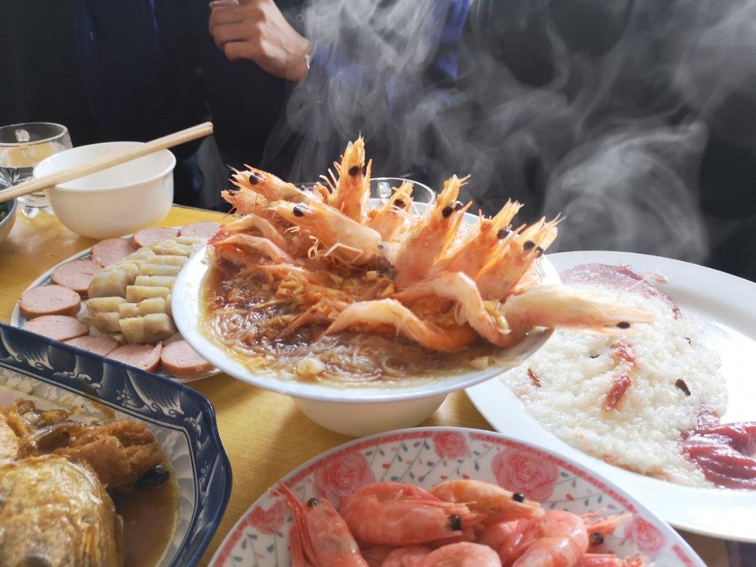 蒜蓉粉丝蒸虾