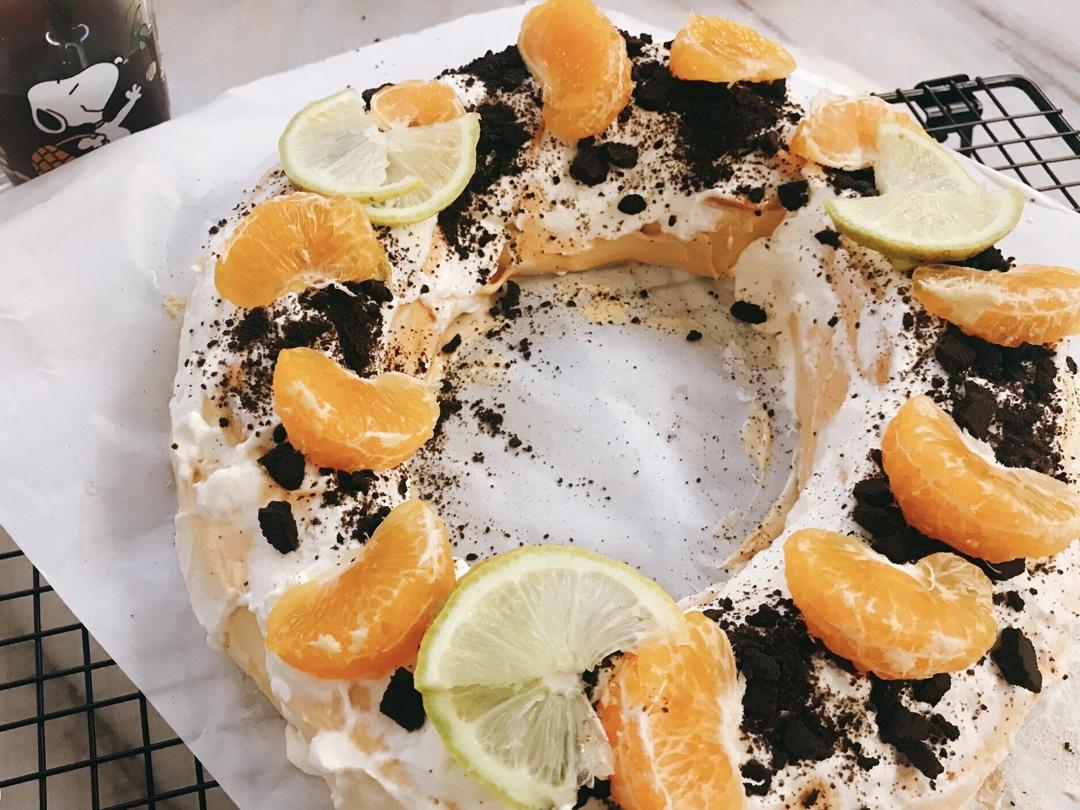 Pavlova花环中空帕夫洛娃