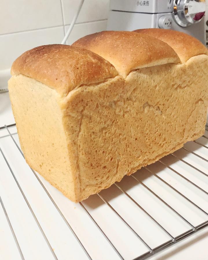 mocha20122做的山崎丰亲授全麦烫种吐司