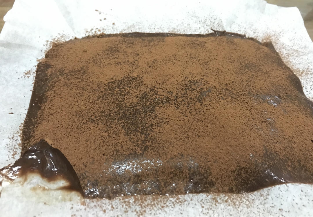 生酮饮食 无糖好利来冰山熔岩（简单又吃不胖的减肥巧克力蛋糕）