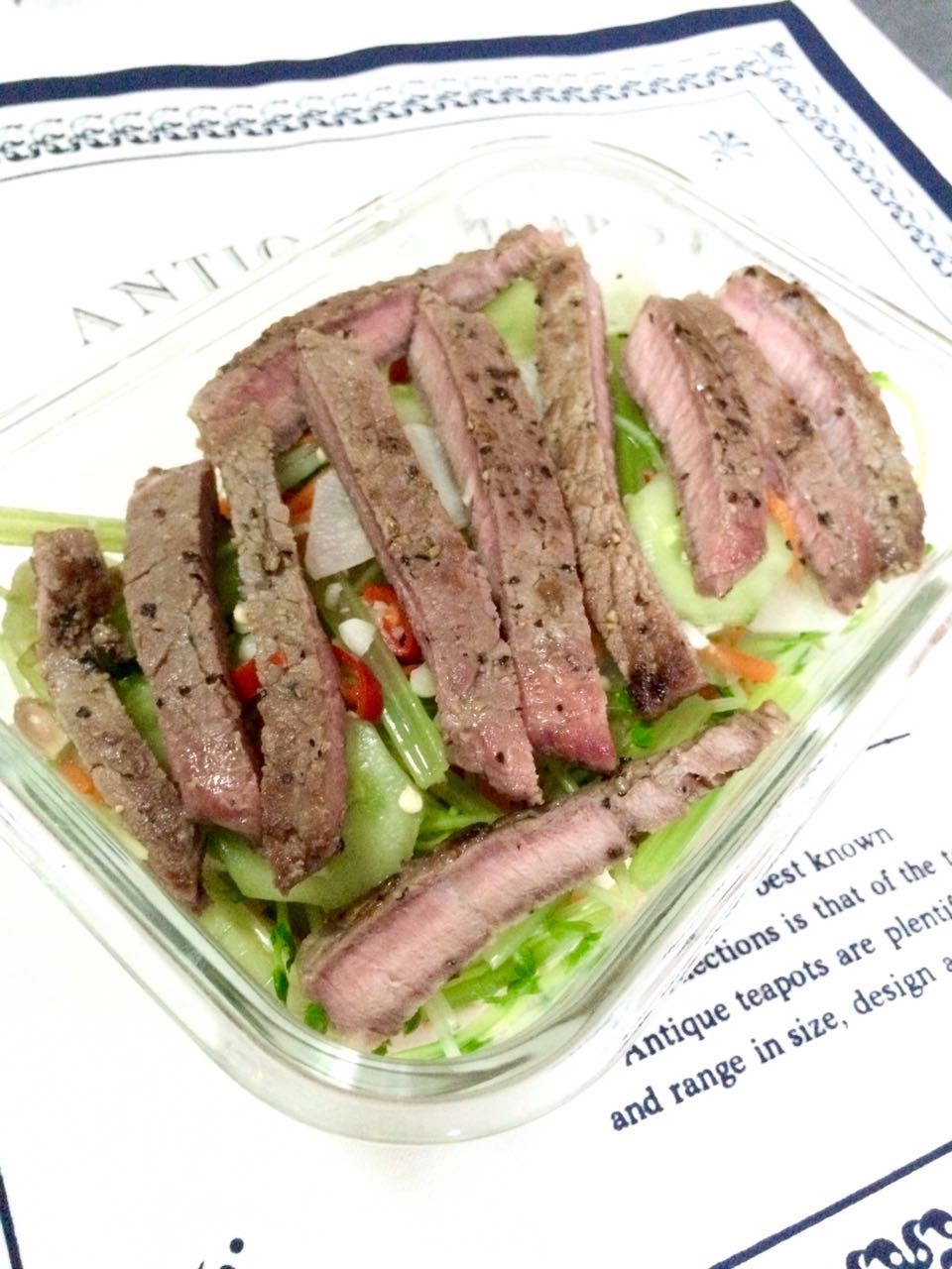 【终极烹饪课程】辣味牛肉沙拉