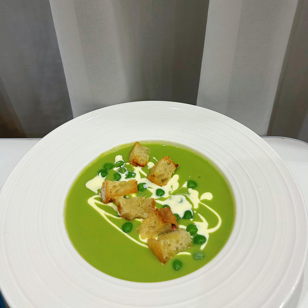🌿法式豌豆浓汤&蒜香黄油法棍🥇普通食材做出米其林大餐