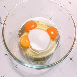 柠檬🍋青提🍇海绵裸蛋糕的做法 步骤2