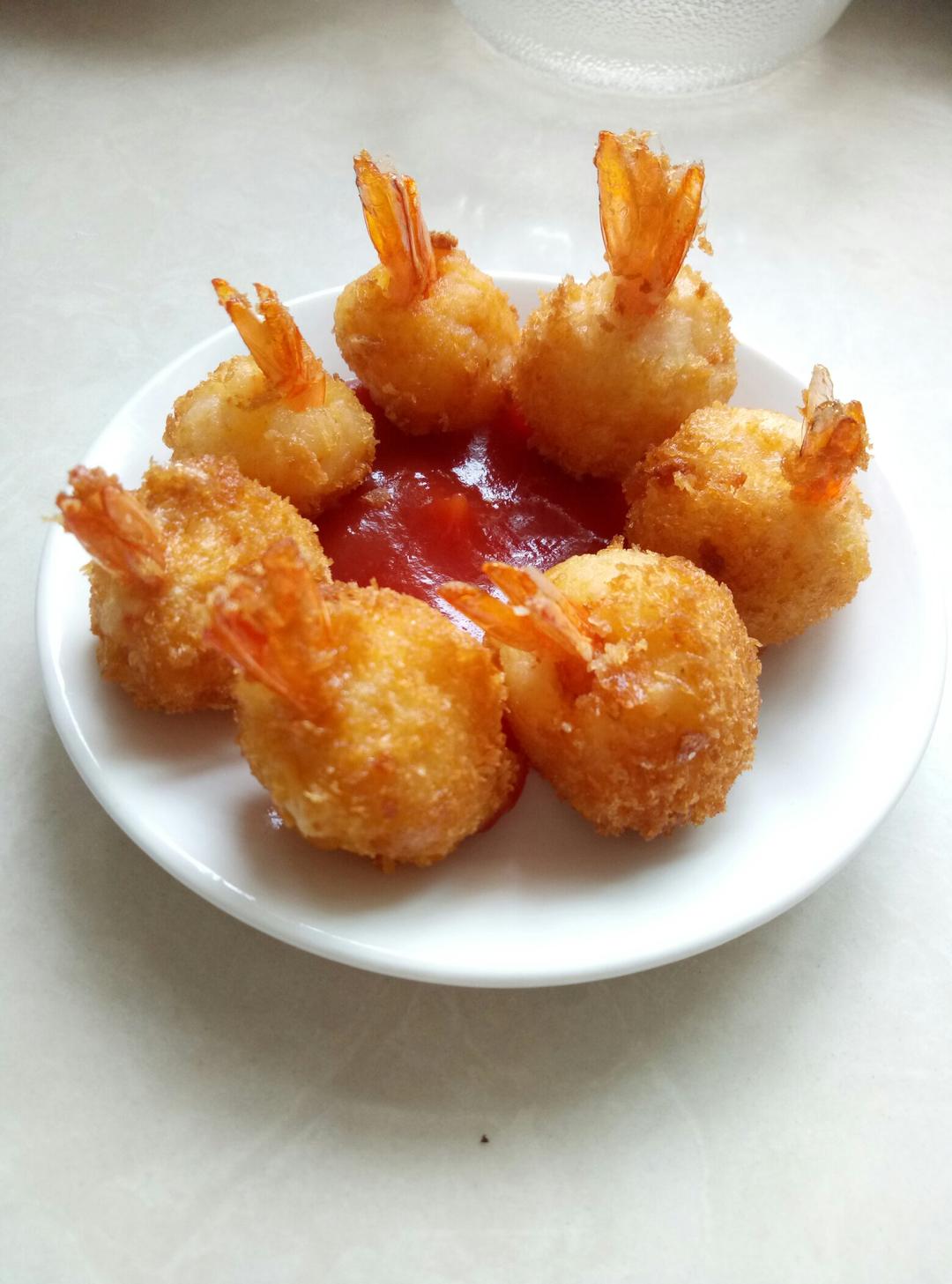 ai吃的肥肥爱昕玥做的土豆泥鲜虾球