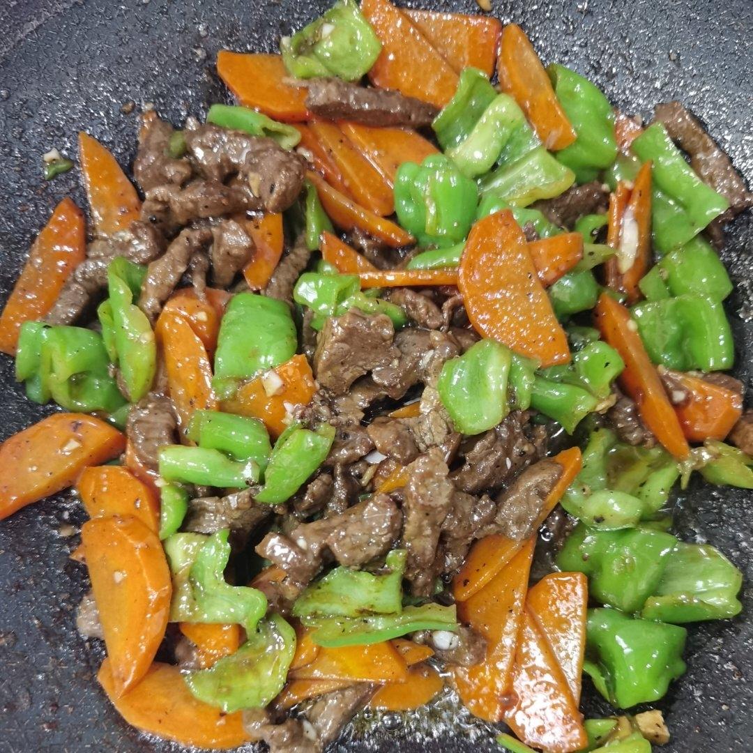 杭椒牛柳黑椒牛柳 终于找到炒出嫩牛肉的办法了 肉片肉丝都适用