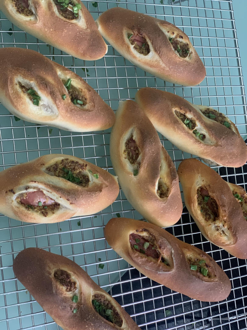 爆汁德式香肠面包｜大口吃肉肉｜发酵时间短｜快手好吃｜无需手套膜｜可做无油无糖