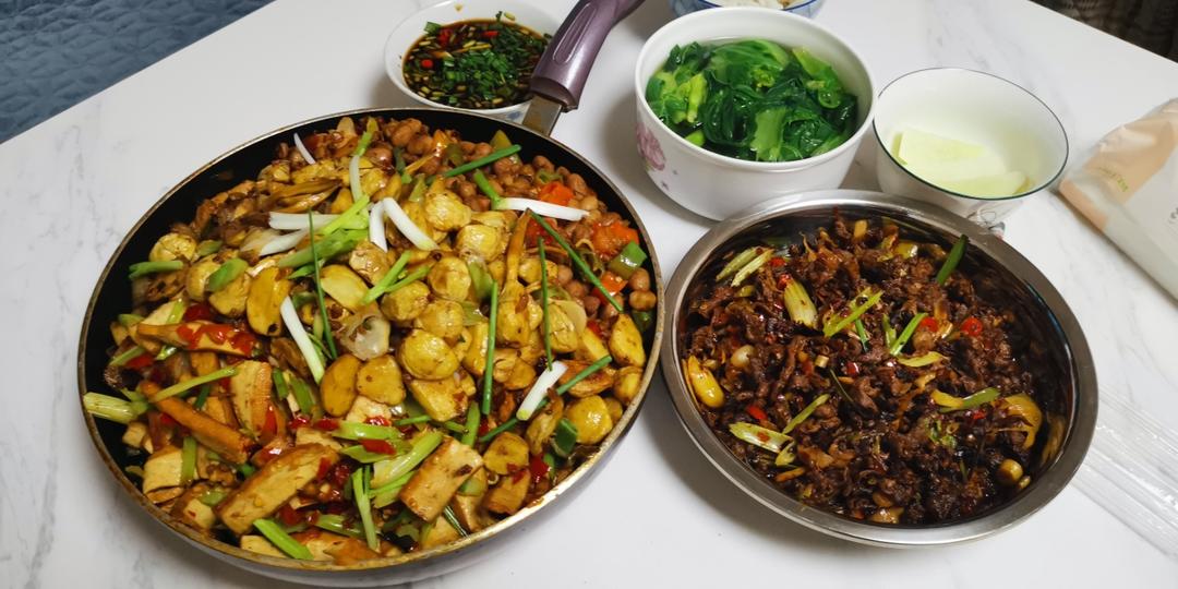 炒新鲜马肉——黄二伯正宗贵州菜