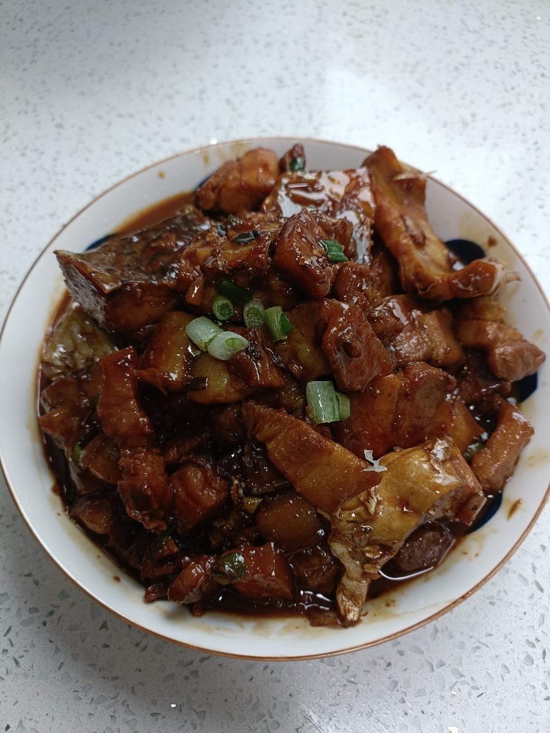 咸鱼红烧肉