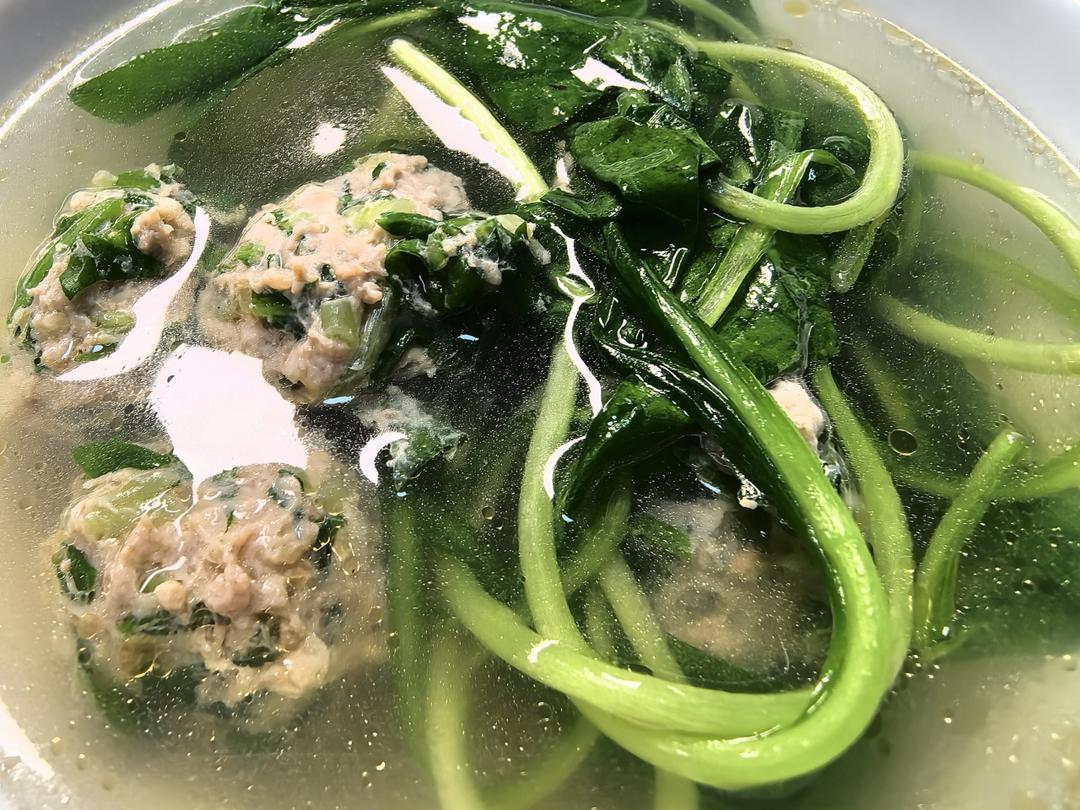 野菜（马兰头）丸子汤