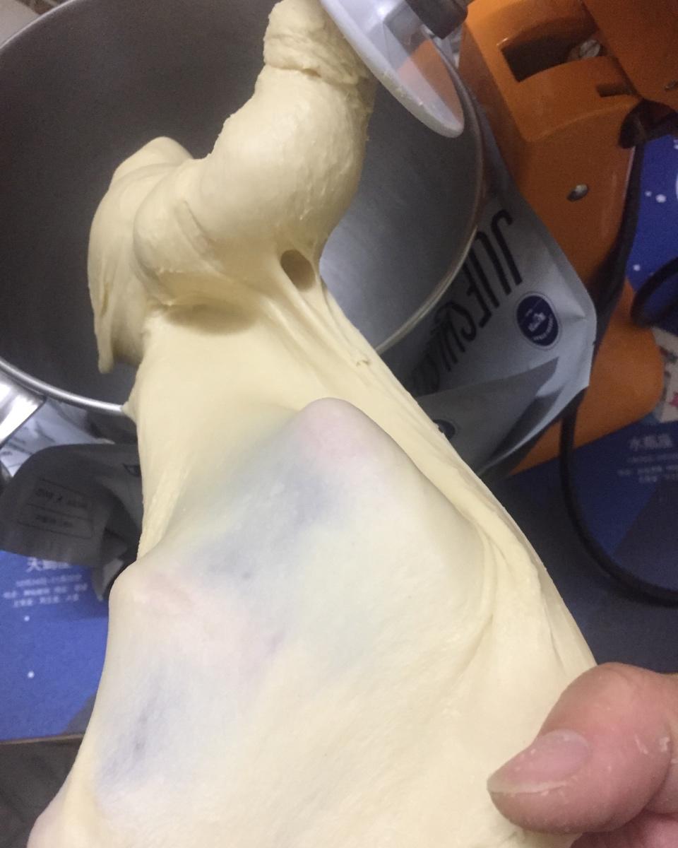 超级柔软拉丝的蜂蜜小餐包