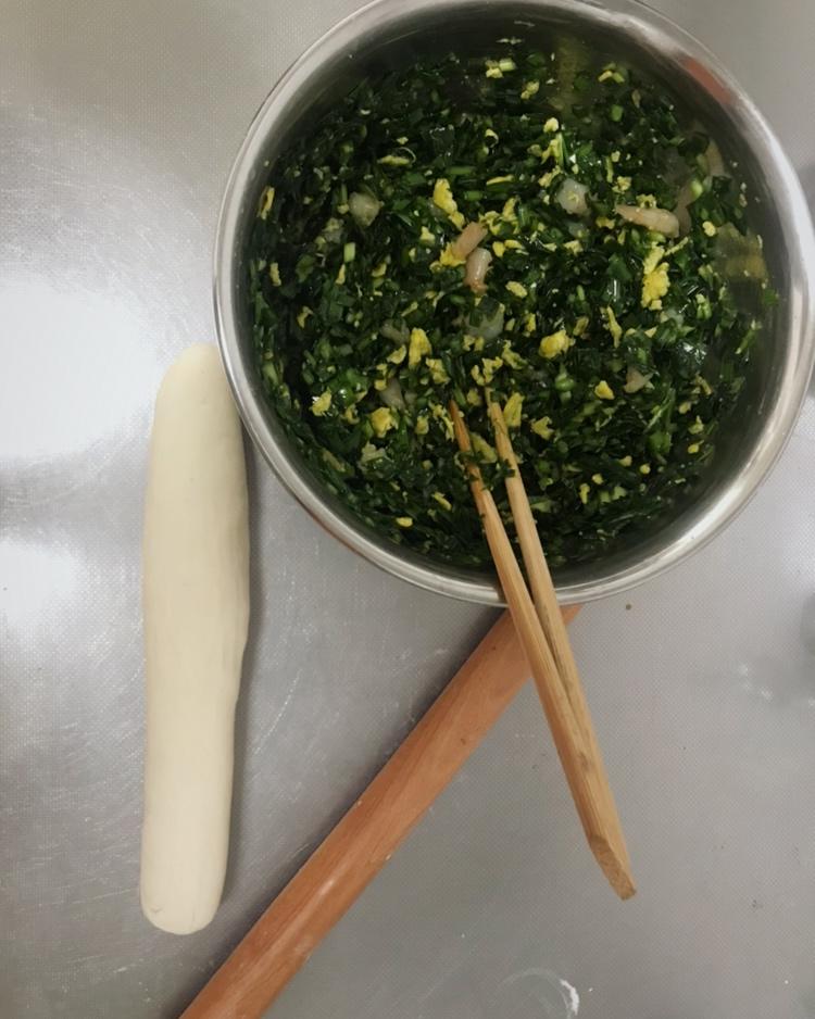 韭菜盒子 Chinese Leek and Egg Pasty