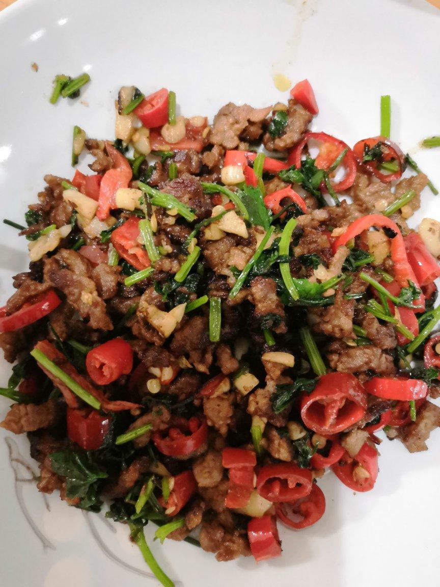 香菜牛肉