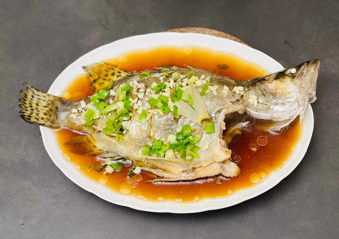 清蒸桂花鱼(鳜鱼)，适合各种清蒸鱼，超级鲜美
