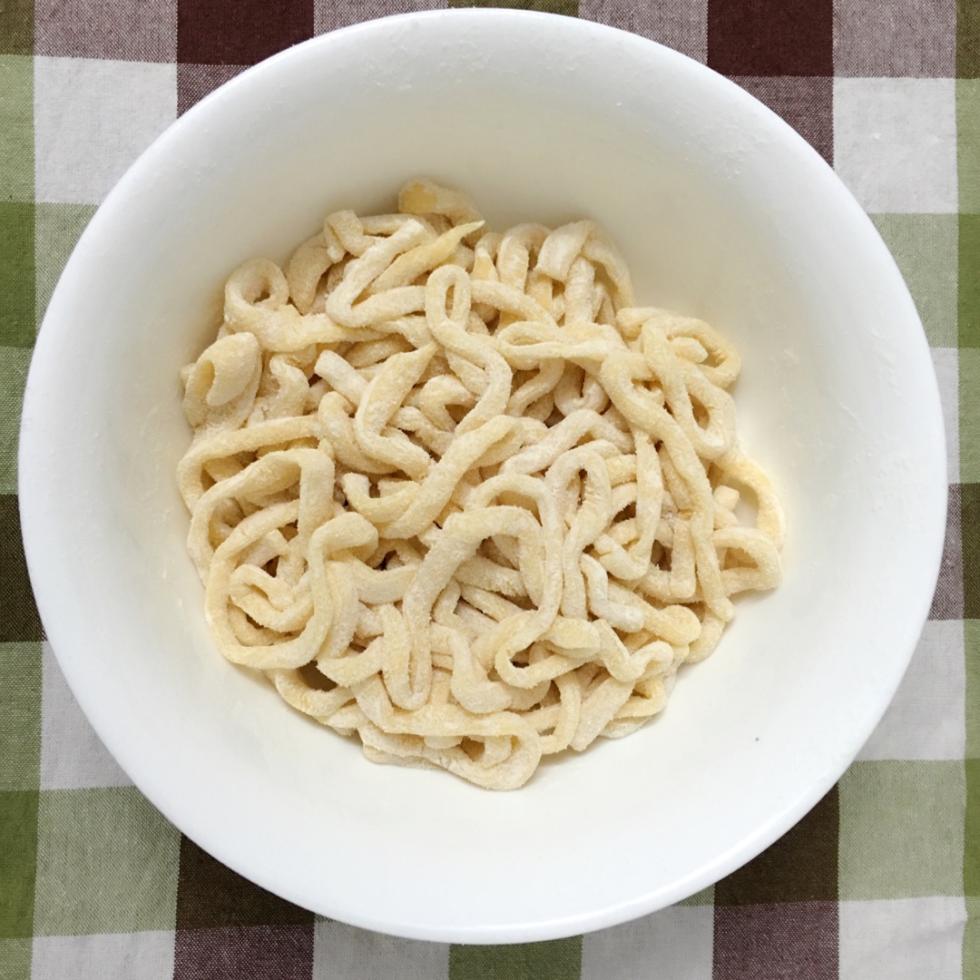 自制鸡蛋面