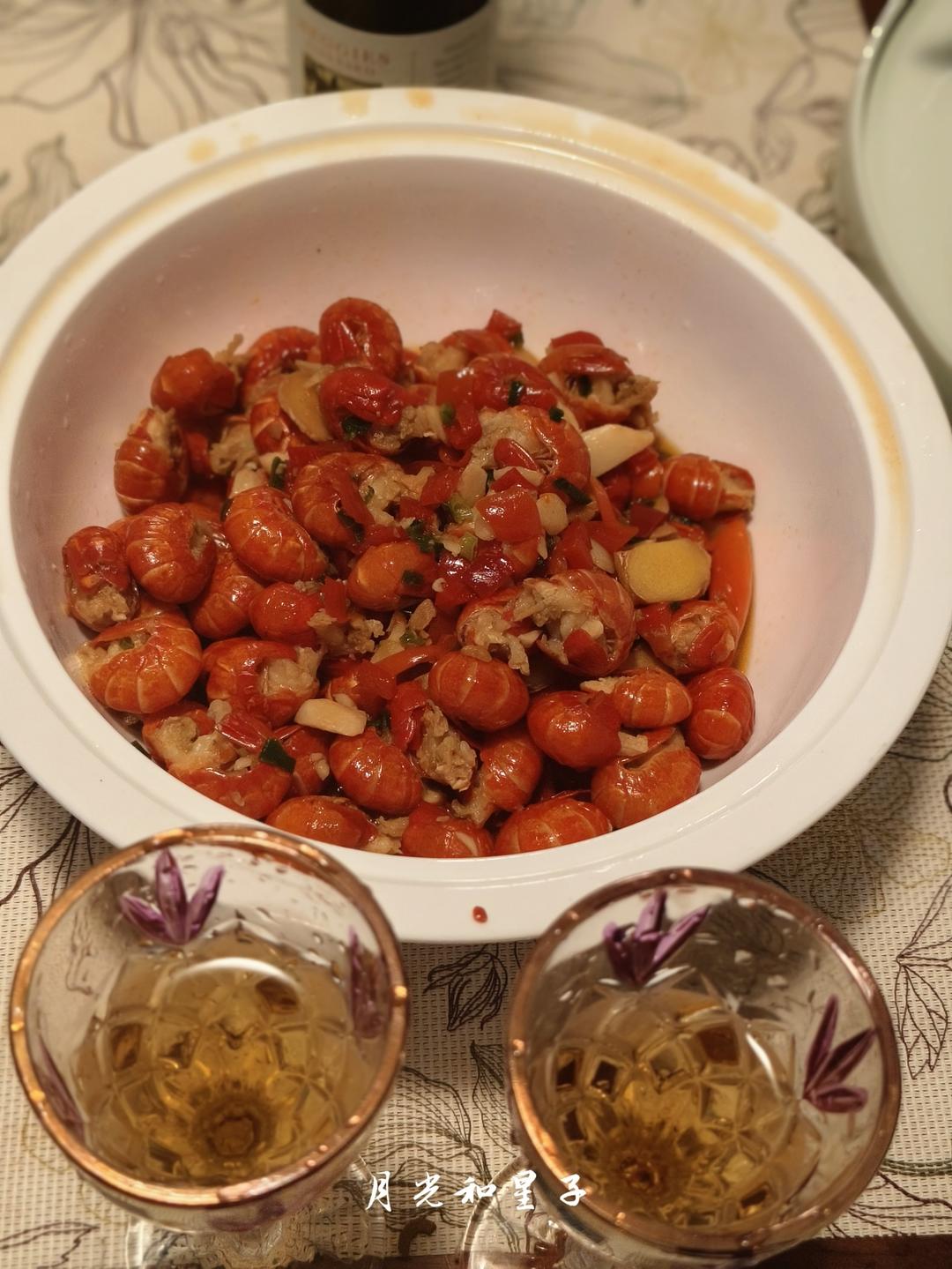 蒜蓉小龙虾（拌面）超级简单