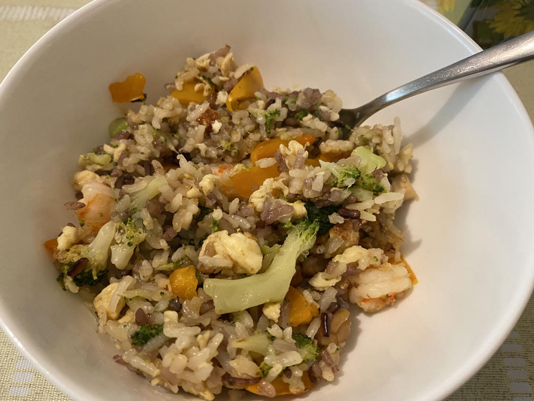 减脂三色藜麦饭