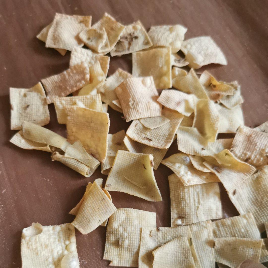 小肉沫麻麻做的豆腐皮泡泡脆千张泡泡万万没想到的美食